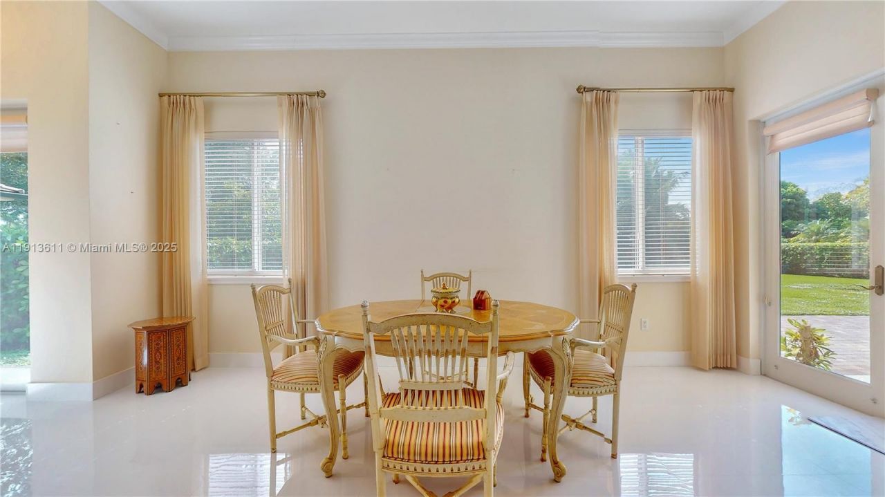 9424 SW 123rd Ter, Miami, FL 33176 Photo