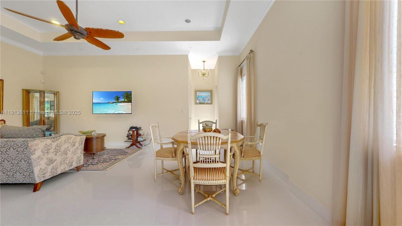 9424 SW 123rd Ter, Miami, FL 33176 Photo