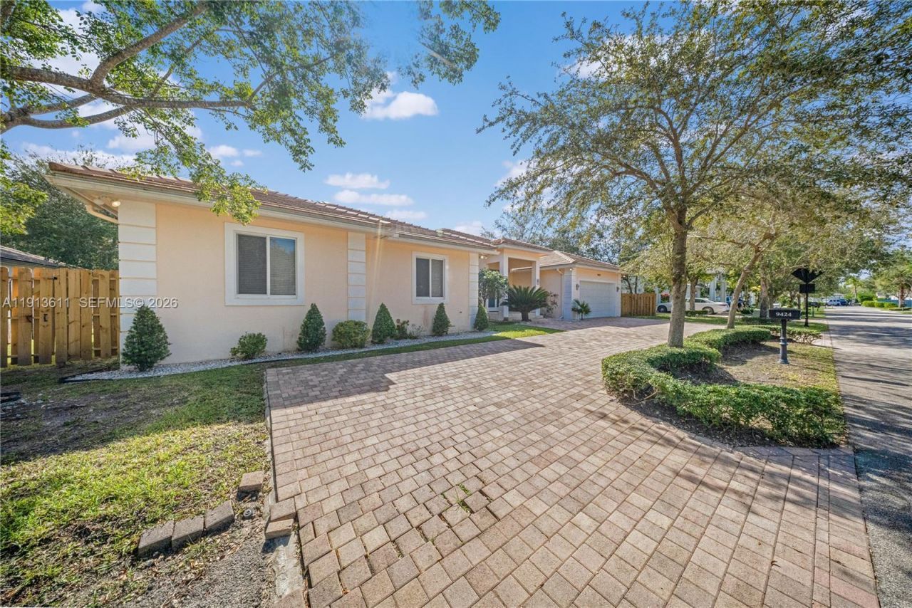 9424 SW 123rd Ter, Miami, FL 33176 Photo