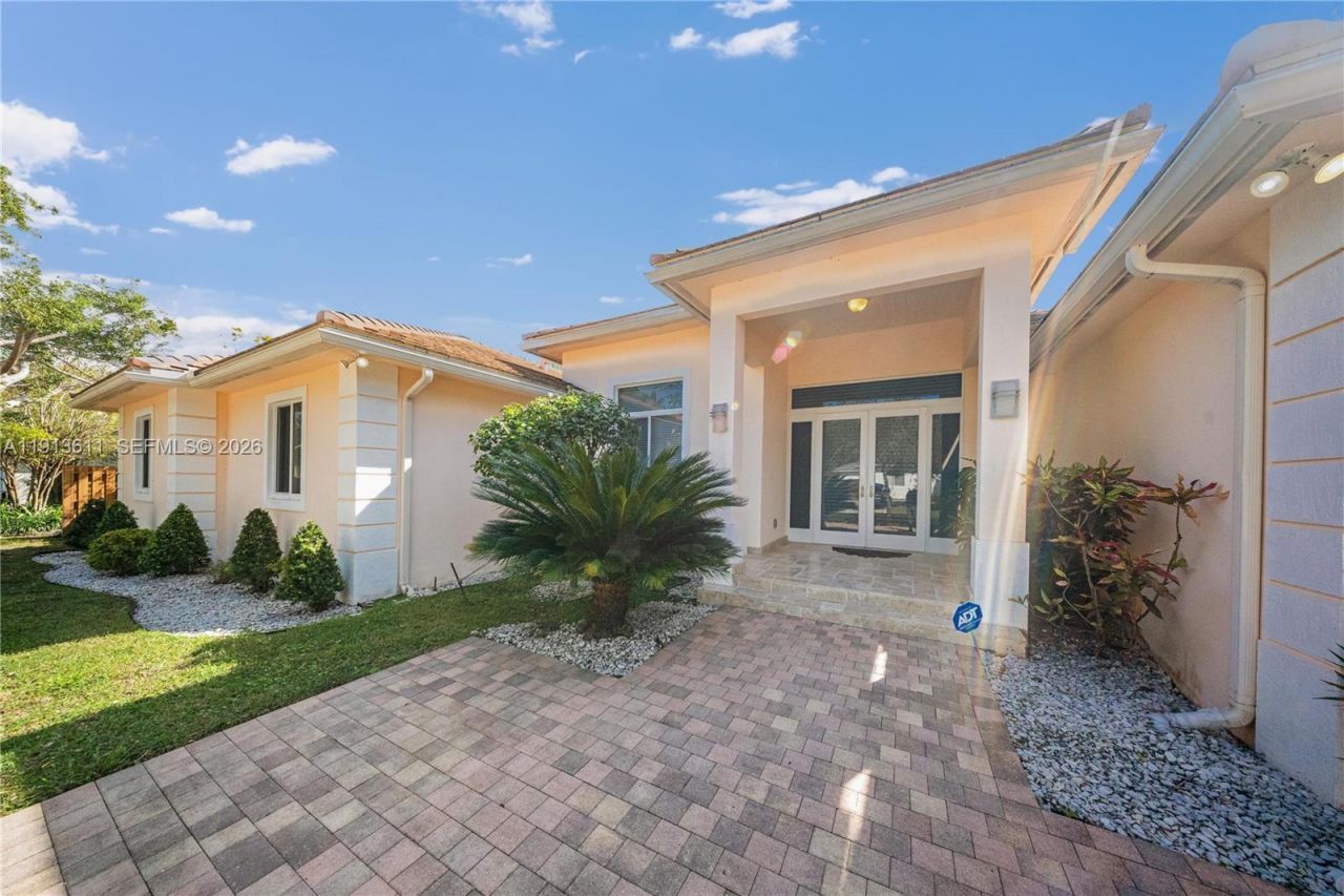 9424 SW 123rd Ter, Miami, FL 33176 Photo