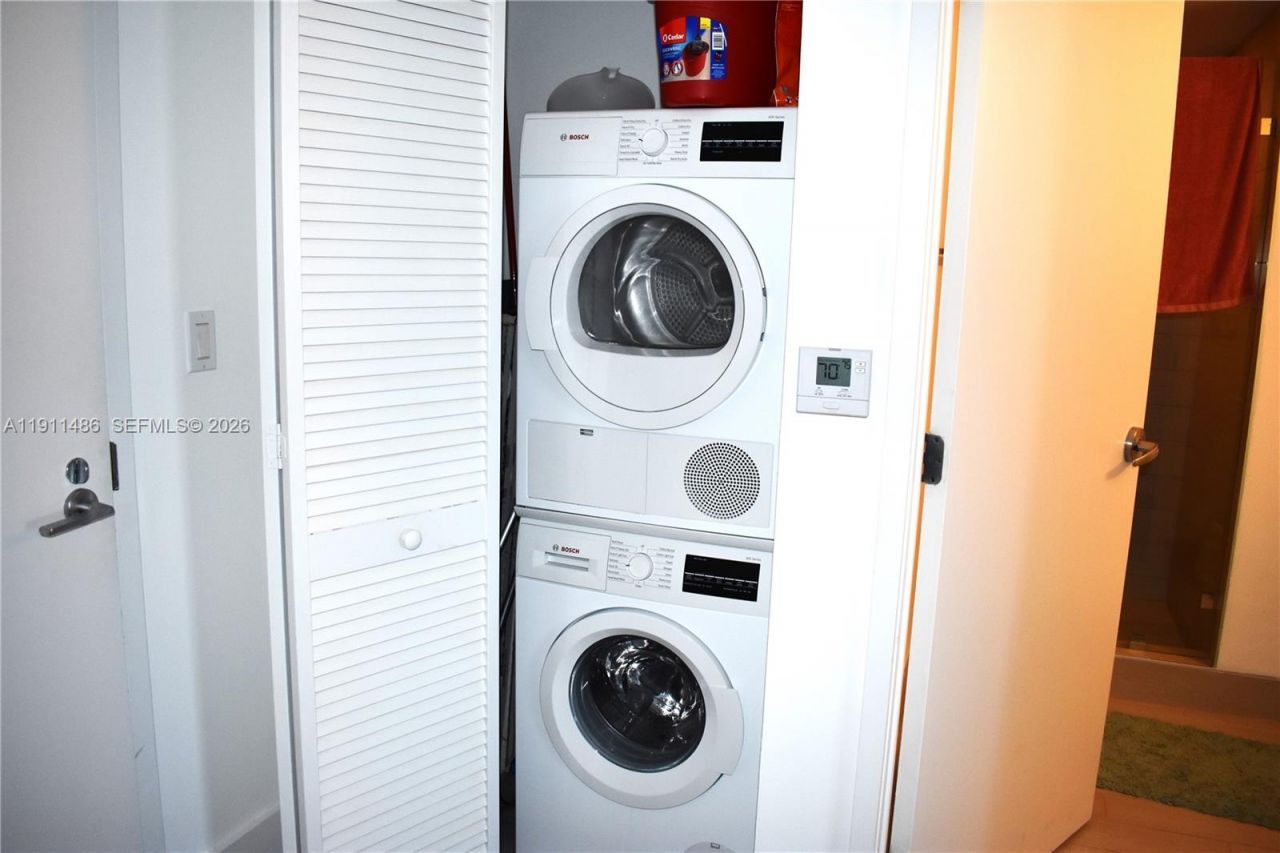 9940 W Bay Harbor Dr, Unit 6D-N, Bay Harbor Islands, FL 33154 Photo