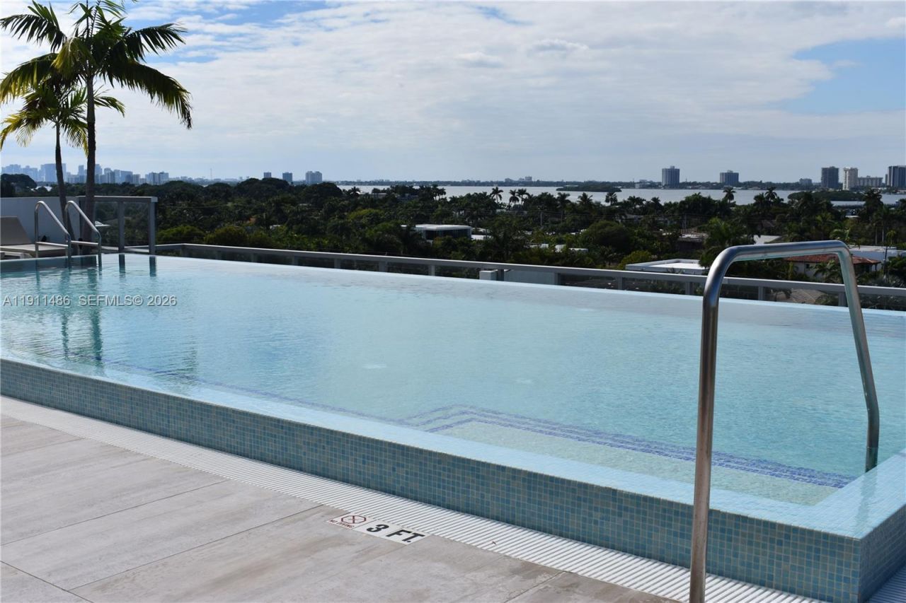 9940 W Bay Harbor Dr, Unit 6D-N, Bay Harbor Islands, FL 33154 Photo