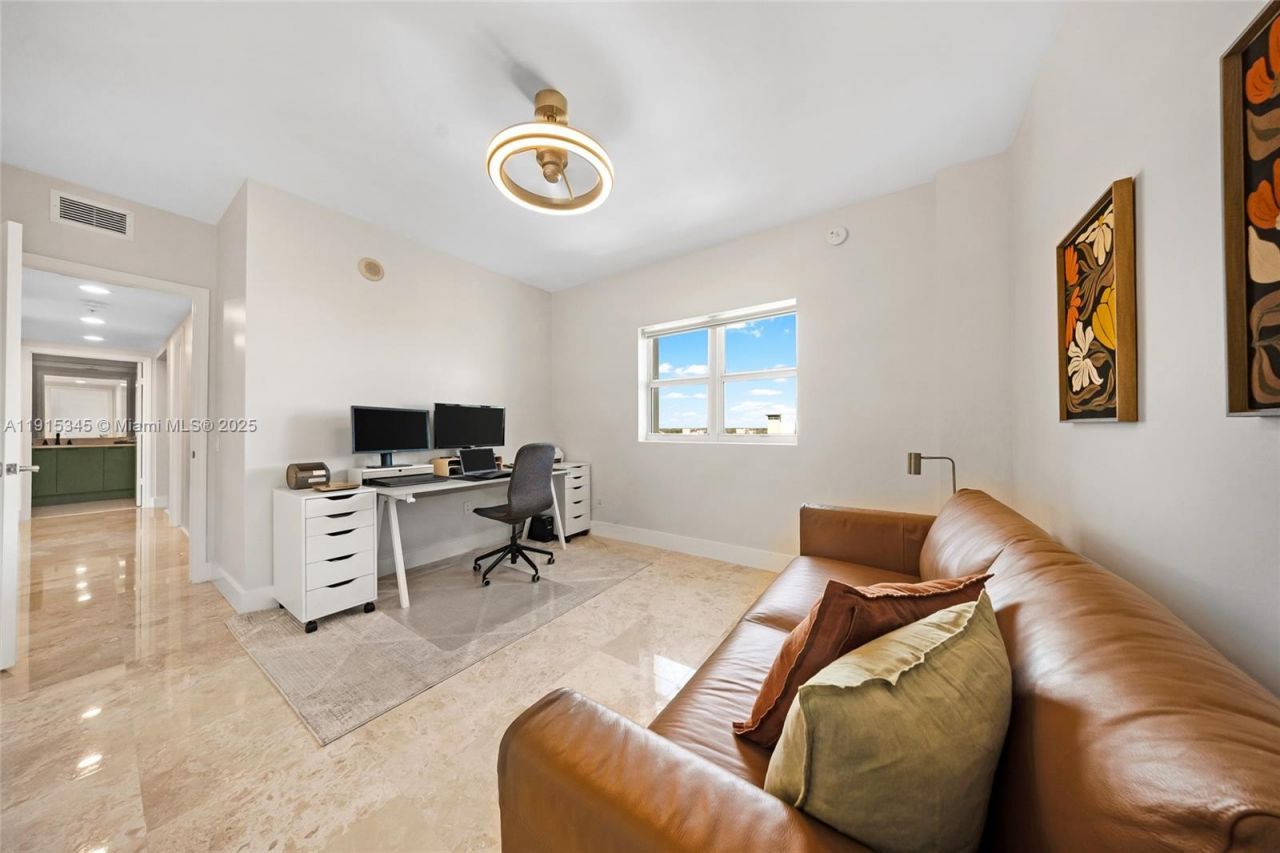 14951 Royal Oaks Ln, Unit 901, North Miami, FL 33181 Photo