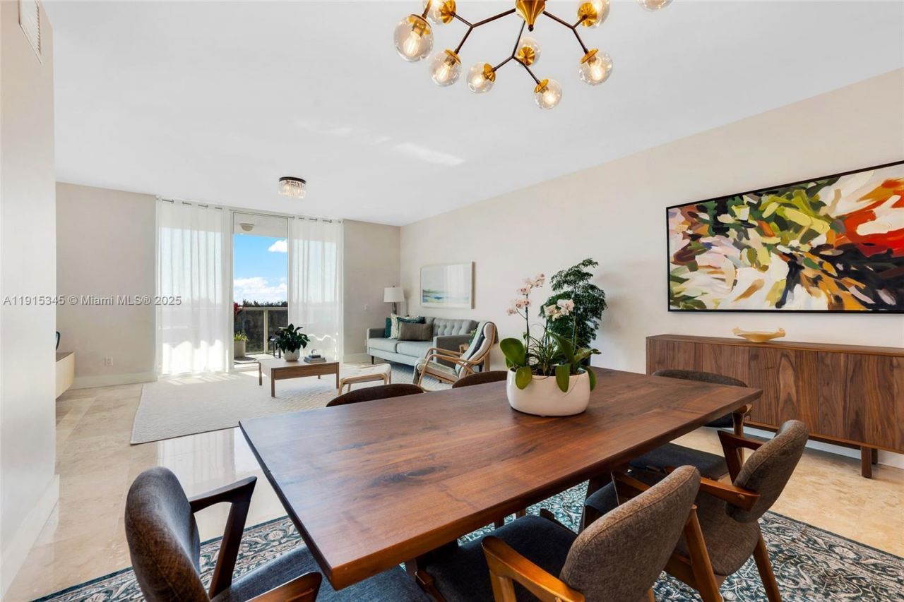 14951 Royal Oaks Ln, Unit 901, North Miami, FL 33181 Photo