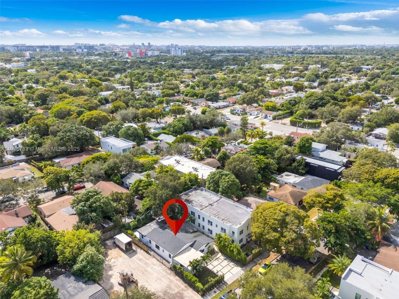 70 NE 50th St, Miami, FL 33137 Photo