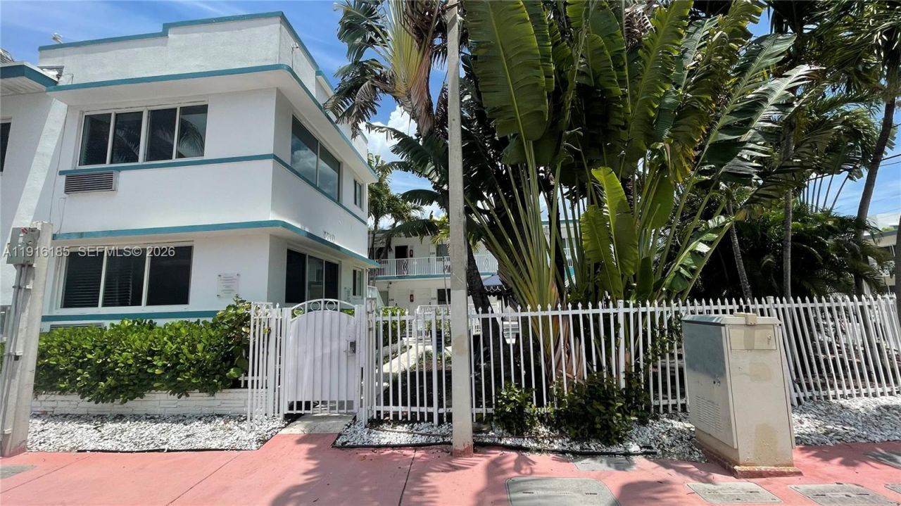 7710 Harding Ave, Unit 408, Miami Beach, FL 33141 Photo