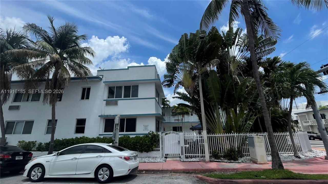 7710 Harding Ave, Unit 408, Miami Beach, FL 33141 Photo