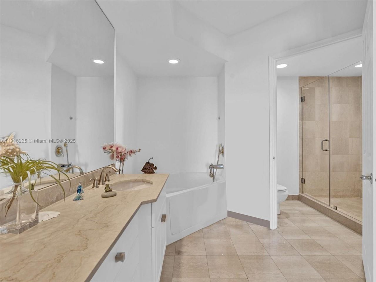 3370 Hidden Bay Dr, Unit 1002, Aventura, FL 33180 Photo