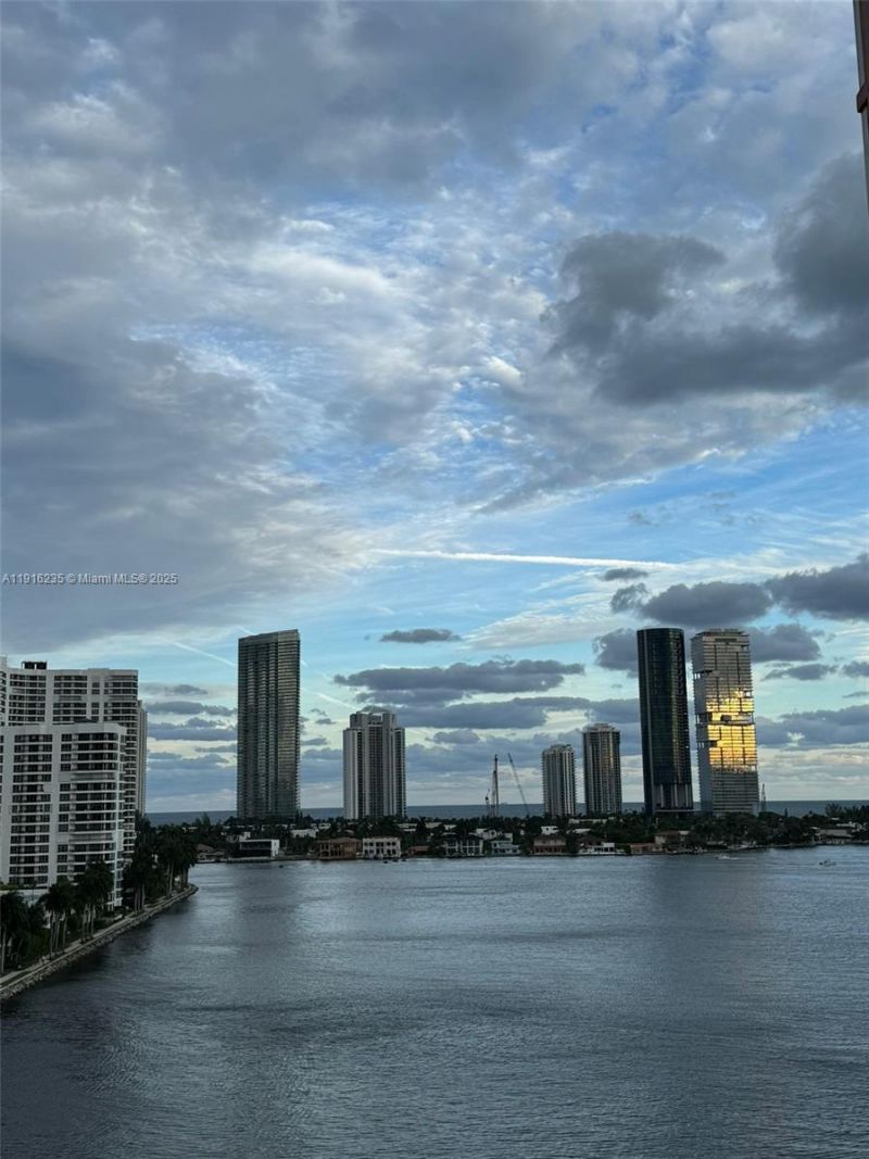 3370 Hidden Bay Dr, Unit 1002, Aventura, FL 33180 Photo