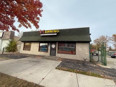 27618 Warren Road , Westland, MI 48185