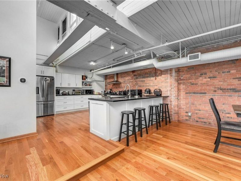 635 W Lakeside Avenue, Unit 602, Cleveland, OH 44113 Photo 9