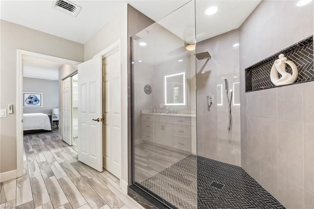 14200 Royal Harbour Ct, Unit 301, Fort Myers, FL 33908 Photo