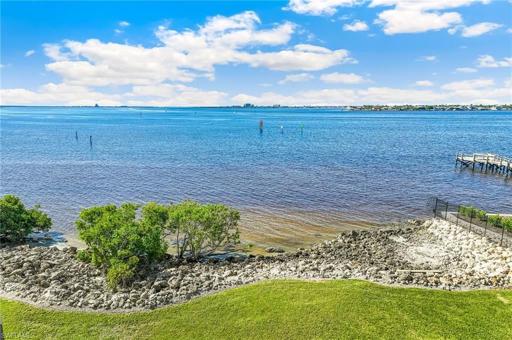 14200 Royal Harbour Ct, Unit 301, Fort Myers, FL 33908 Photo