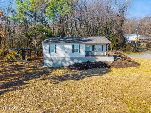 1212 Karnes Ave, Knoxville, TN 37917