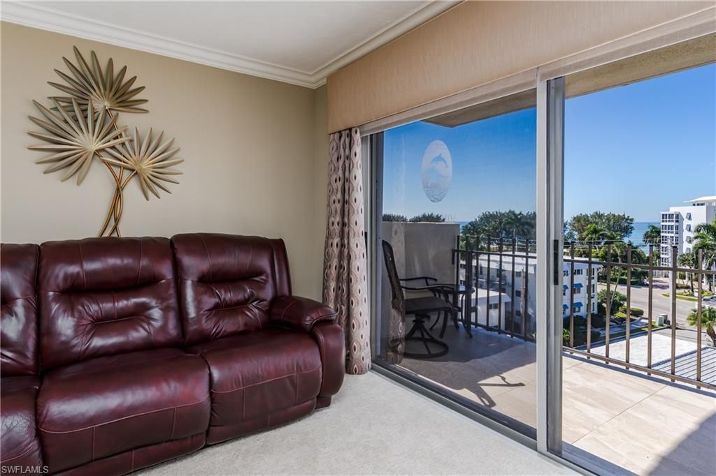 2150 Gulf Shore Blvd N, Unit 609, Naples, FL 34102 Photo