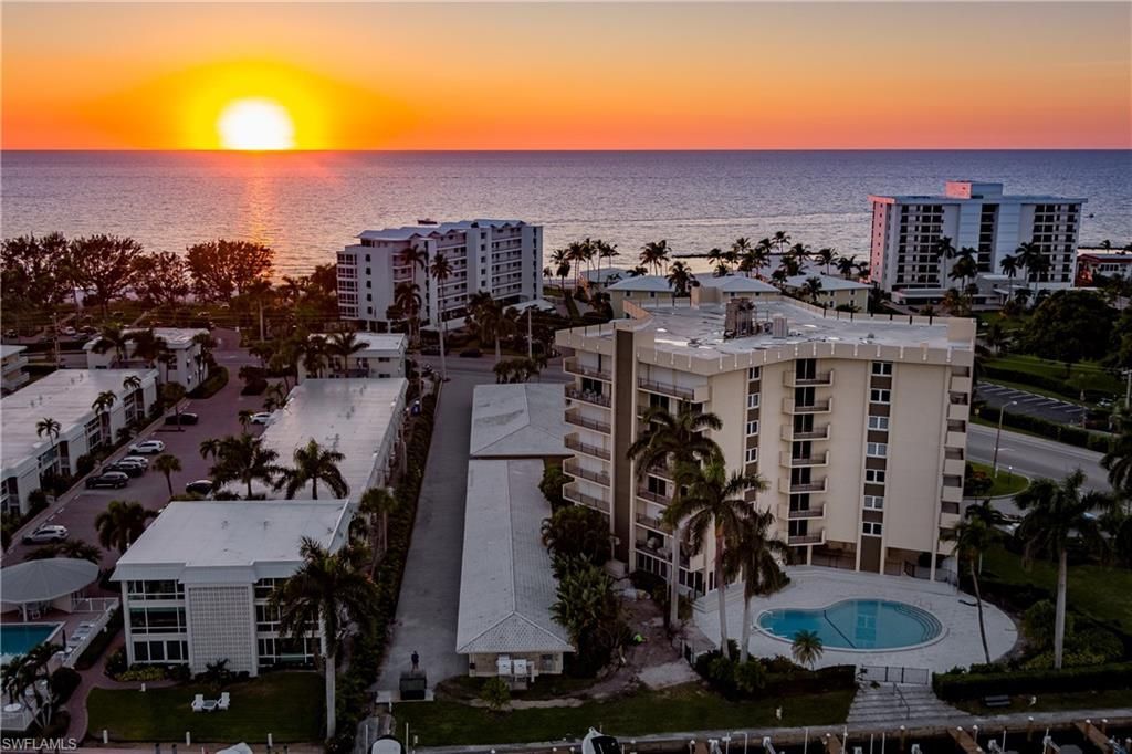 2150 Gulf Shore Blvd N, Unit 609, Naples, FL 34102 Photo