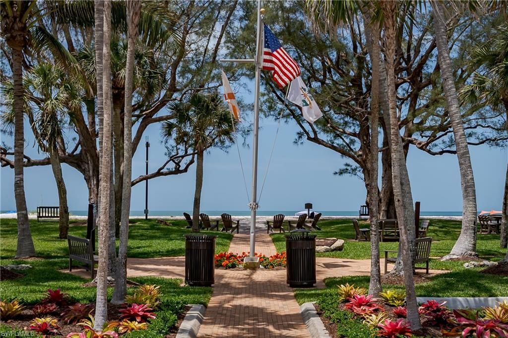 2150 Gulf Shore Blvd N, Unit 609, Naples, FL 34102 Photo