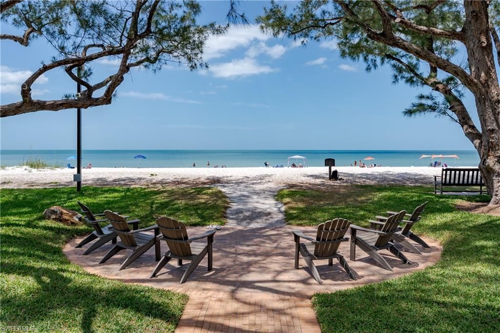 2150 Gulf Shore Blvd N, Unit 609, Naples, FL 34102 Photo