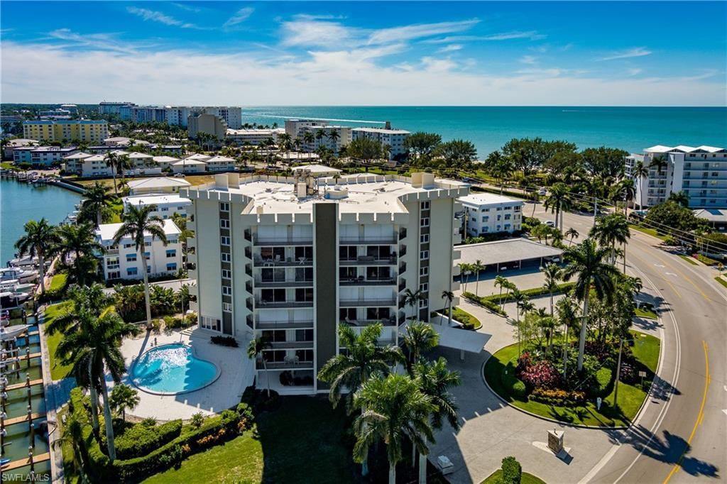 2150 Gulf Shore Blvd N, Unit 609, Naples, FL 34102 Photo
