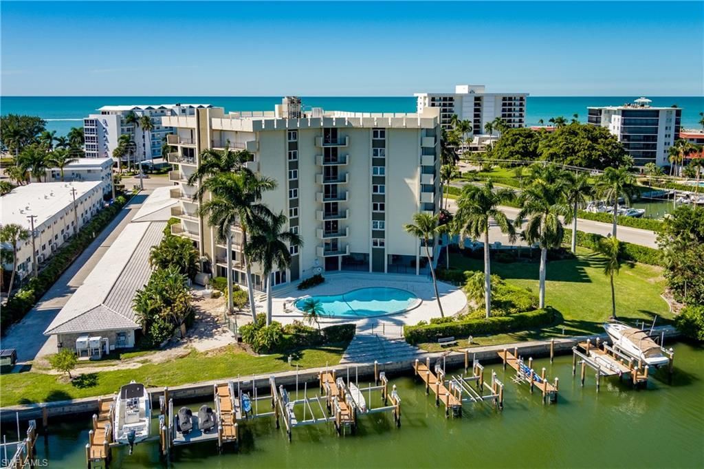 2150 Gulf Shore Blvd N, Unit 609, Naples, FL 34102 Photo