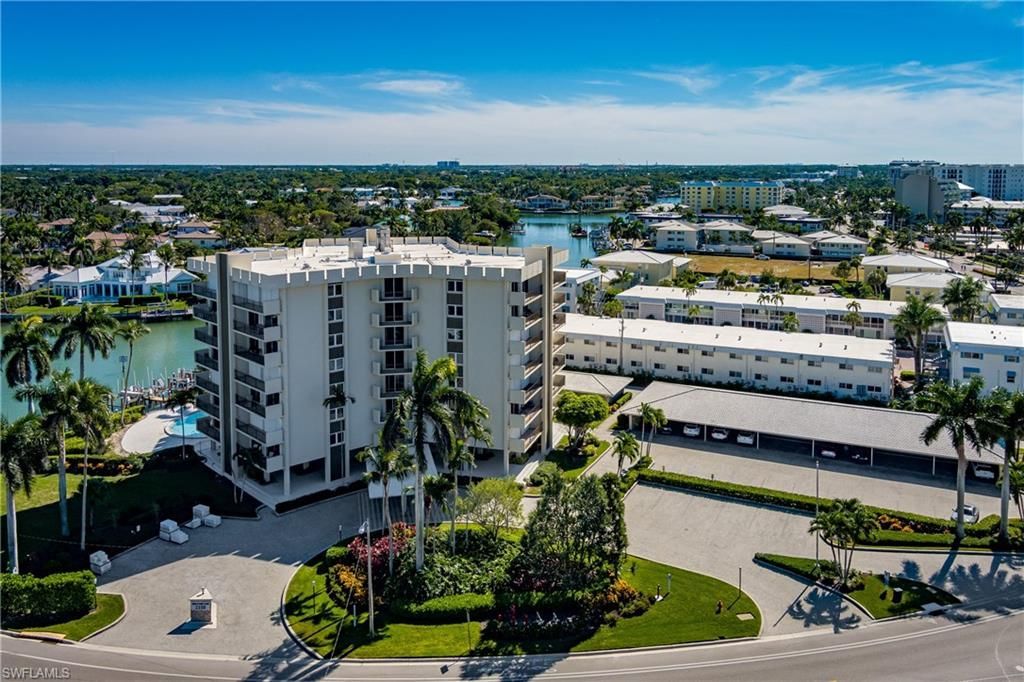2150 Gulf Shore Blvd N, Unit 609, Naples, FL 34102 Photo