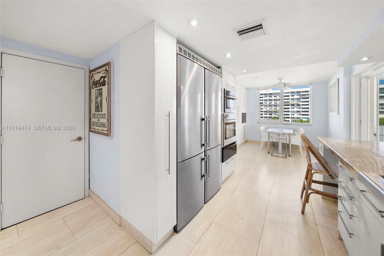 200 Ocean Lane Dr, Unit 501, Key Biscayne, FL 33149 Photo