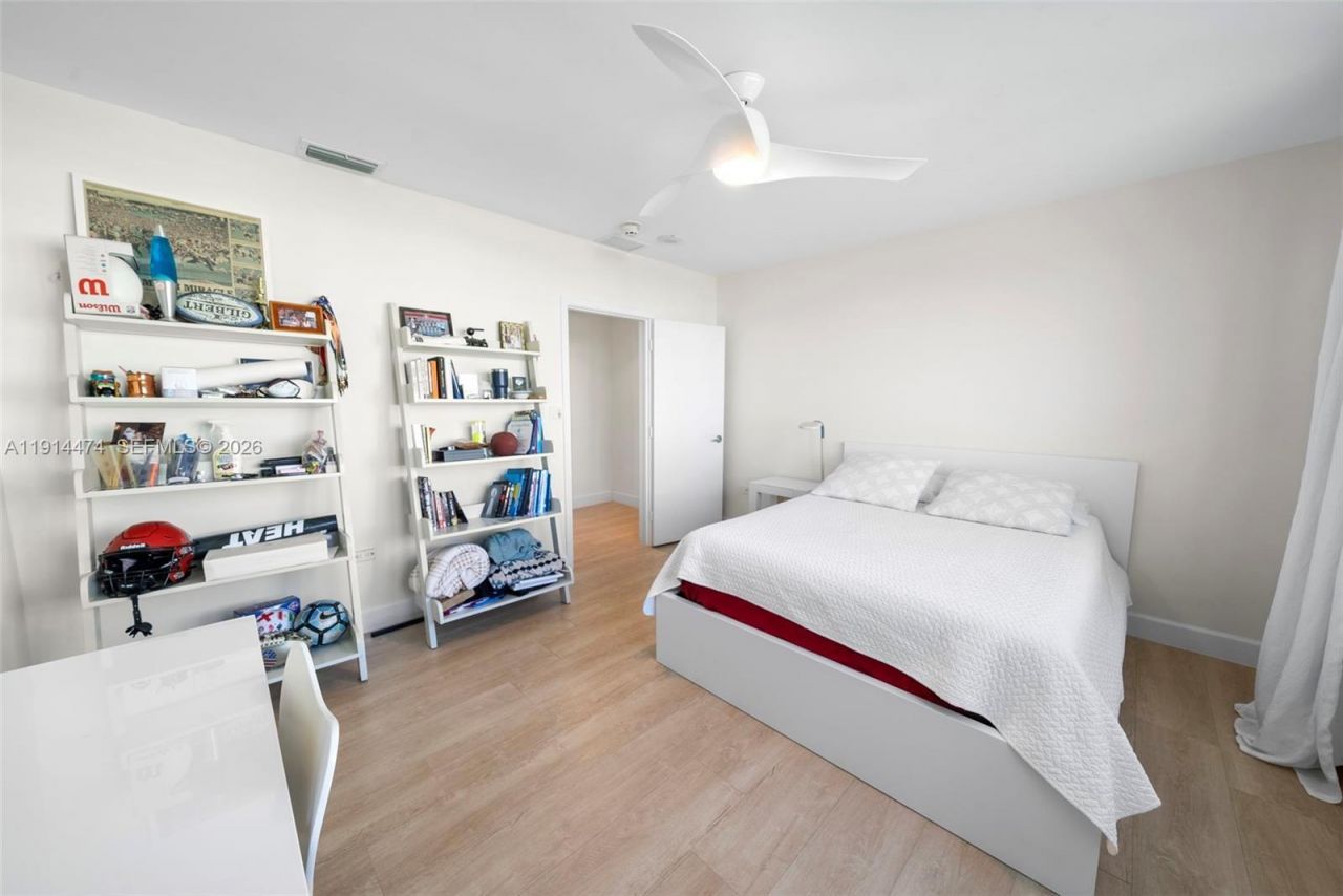 200 Ocean Lane Dr, Unit 501, Key Biscayne, FL 33149 Photo