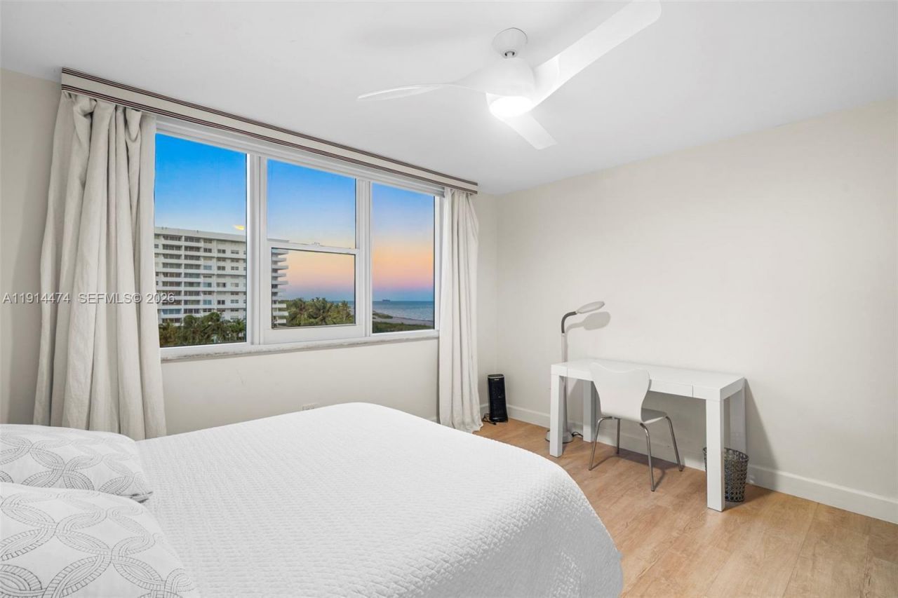 200 Ocean Lane Dr, Unit 501, Key Biscayne, FL 33149 Photo