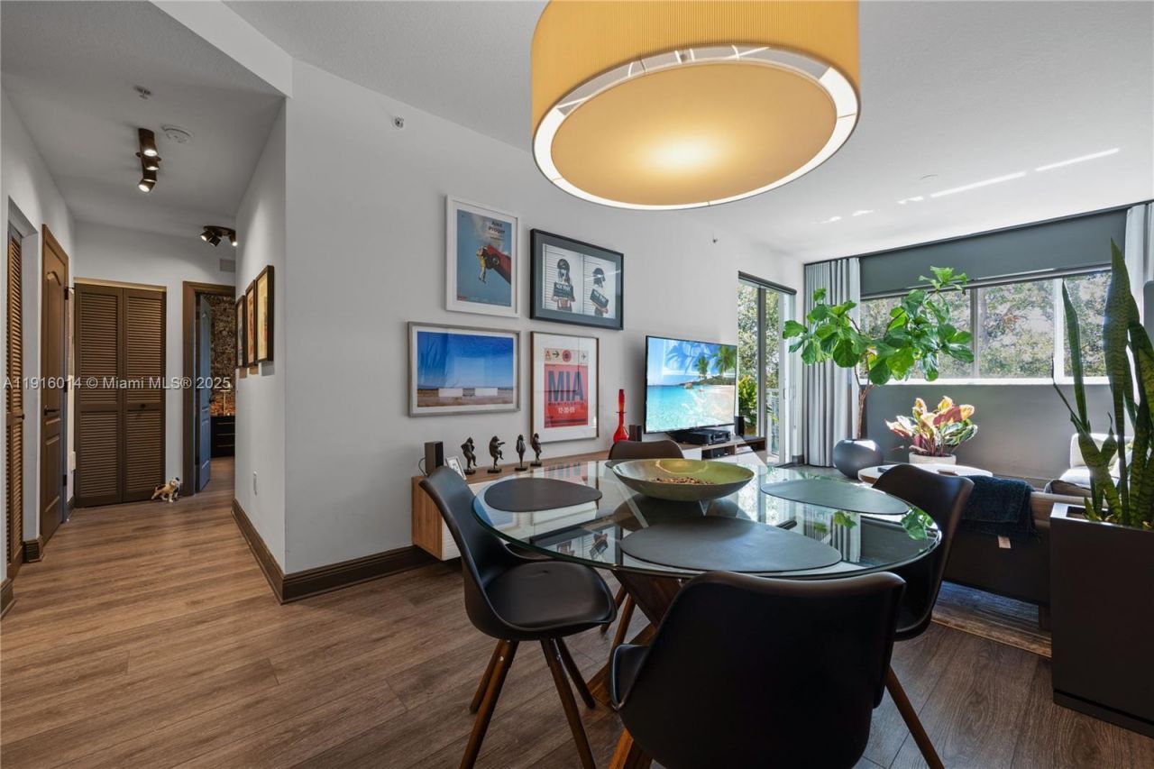 652 NE 63rd St, Unit 403, Miami, FL 33138 Photo