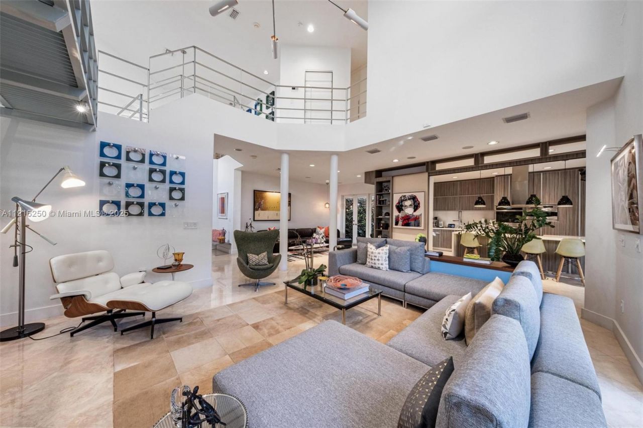 3965 194th Ln, Sunny Isles Beach, FL 33160 Photo