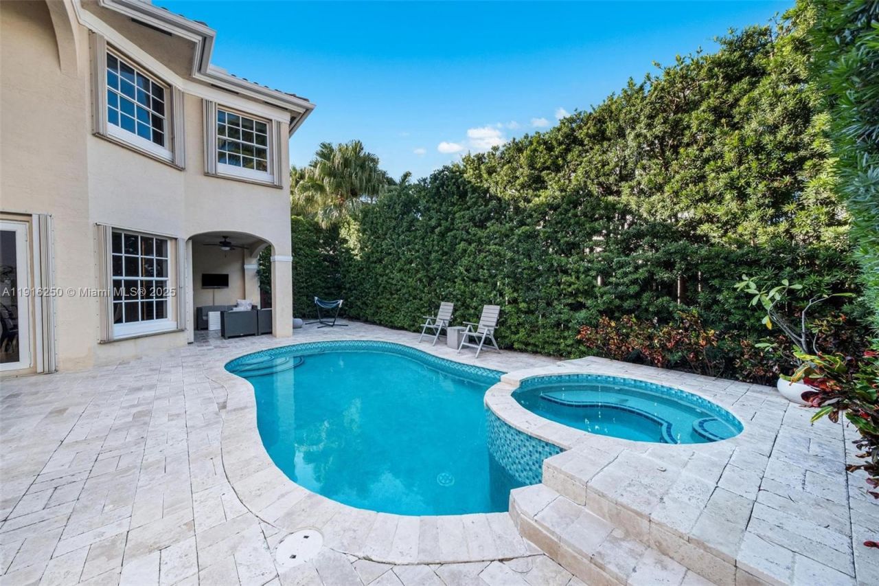 3965 194th Ln, Sunny Isles Beach, FL 33160 Photo