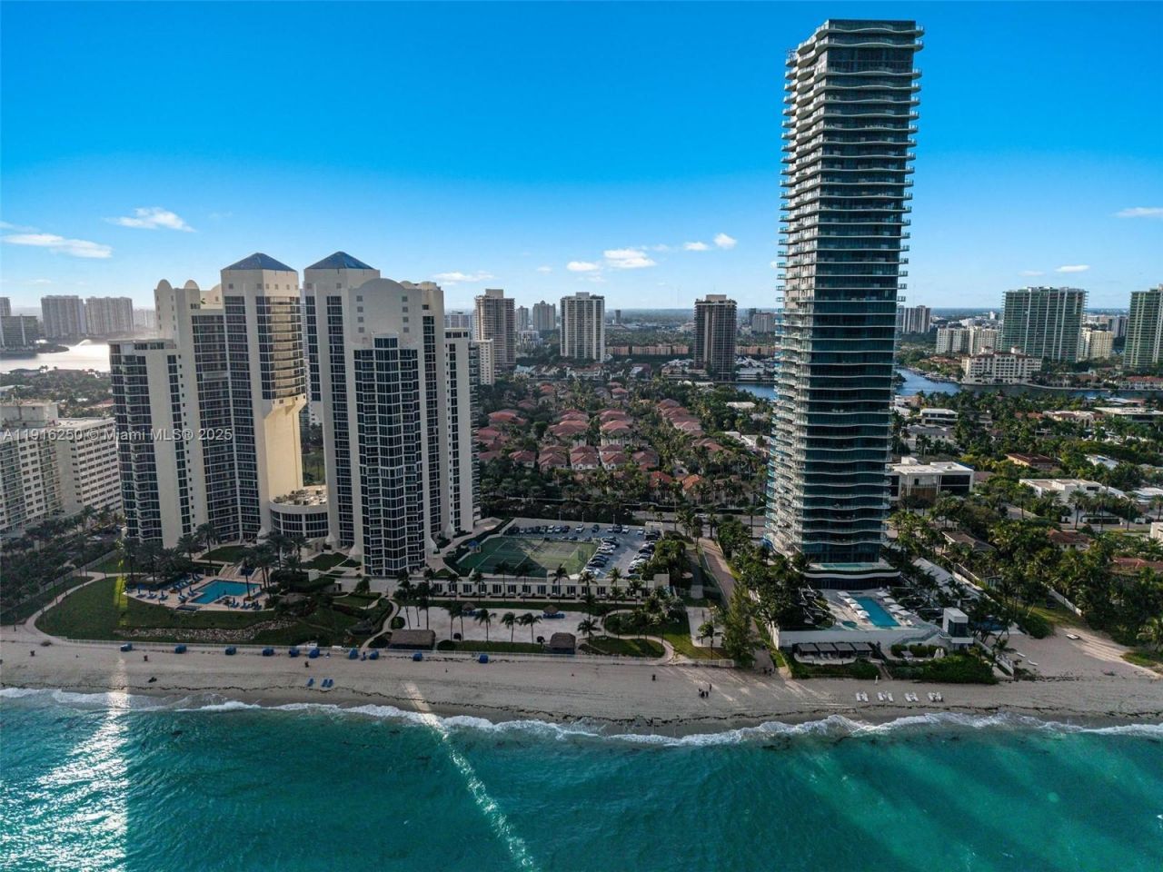 3965 194th Ln, Sunny Isles Beach, FL 33160 Photo