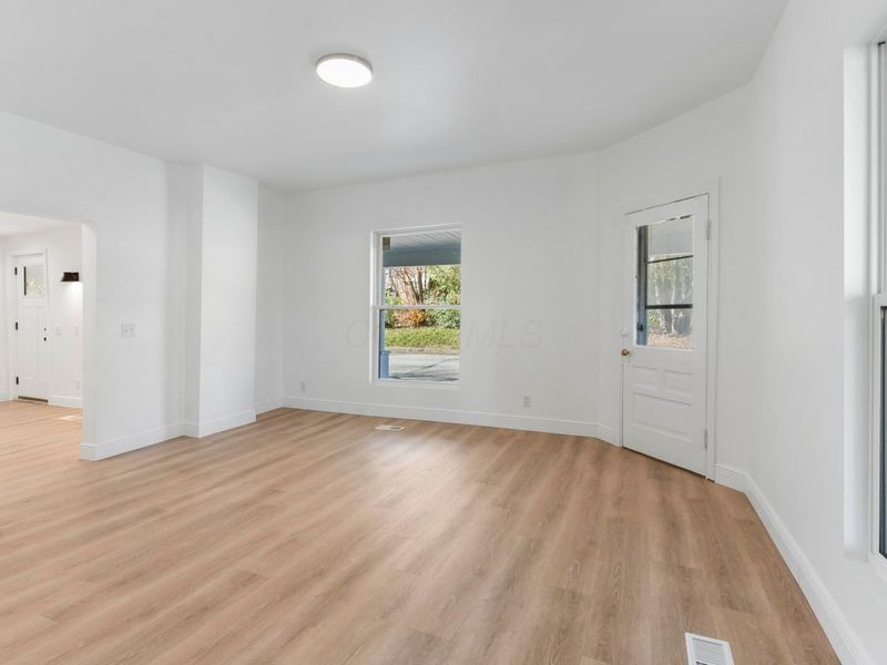 89 E Maple Street, North Lewisburg, OH 43060 Photo 14