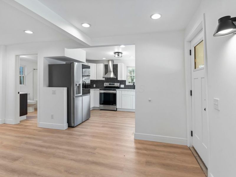 89 E Maple Street, North Lewisburg, OH 43060 Photo 2