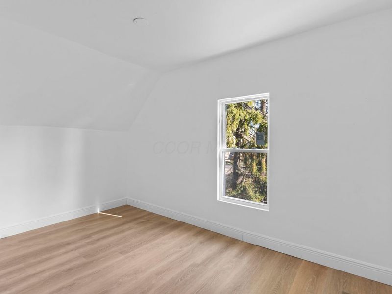 89 E Maple Street, North Lewisburg, OH 43060 Photo 28