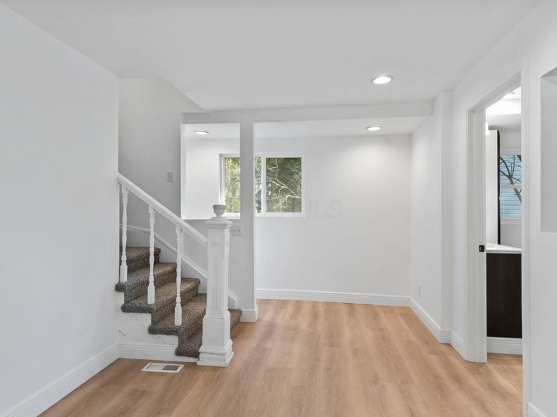 89 E Maple Street, North Lewisburg, OH 43060 Photo 3