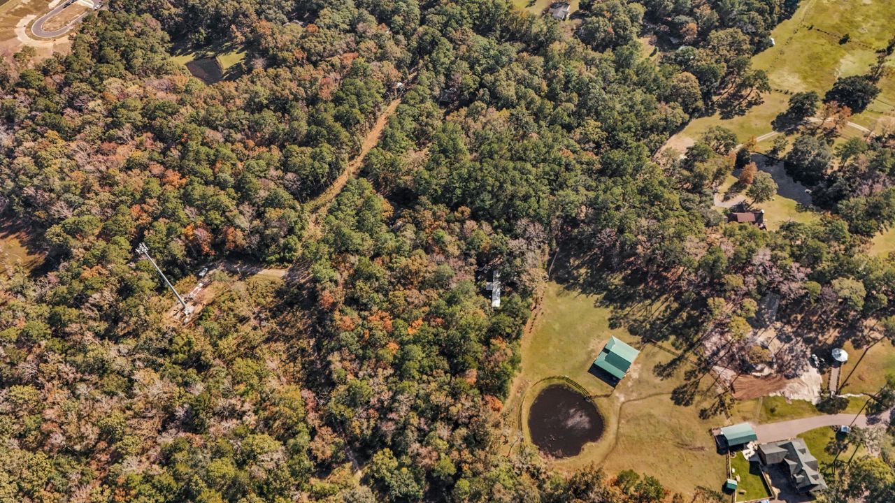 4910 Highway 162 Photo 14