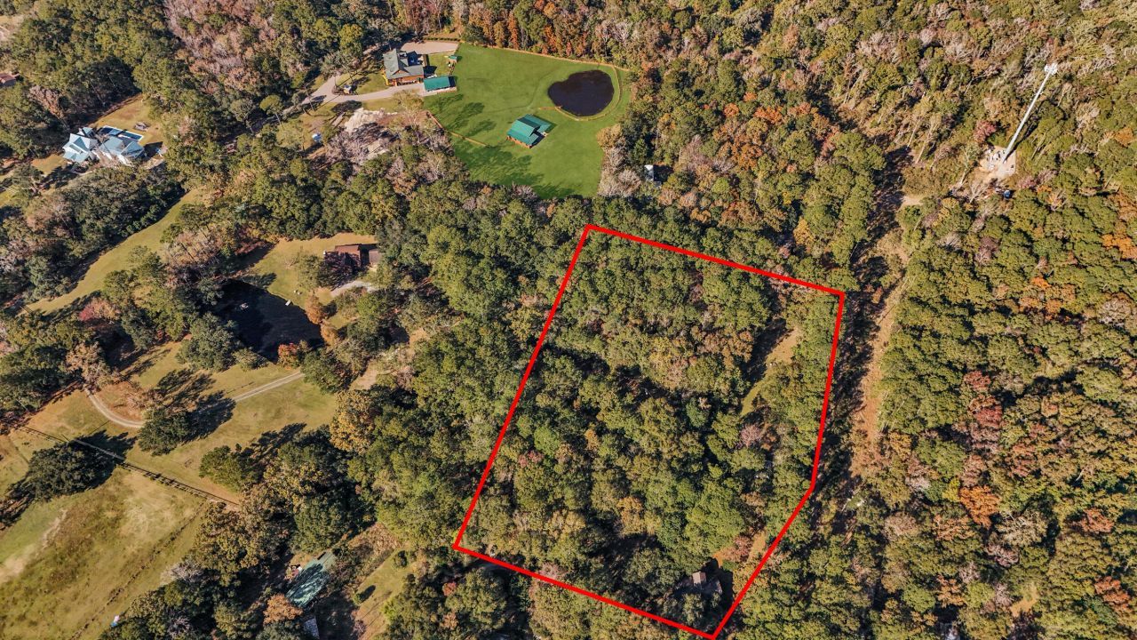 4910 Highway 162 Photo 2