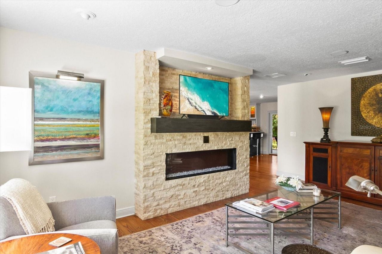 1538 S Orange Avenue, Sarasota, FL 34239 Photo