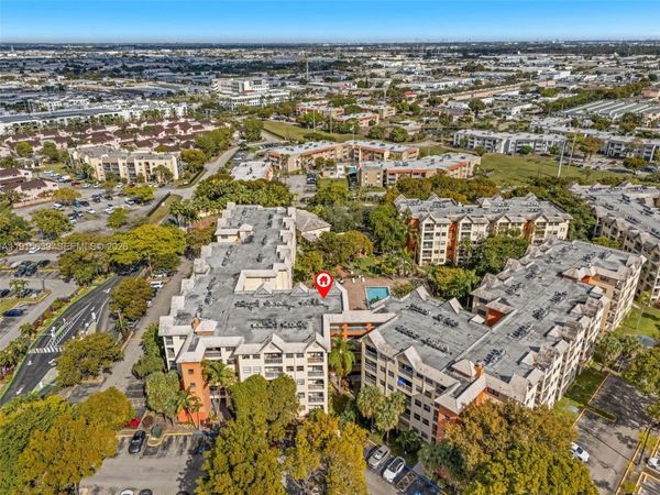 8160 Geneva Ct, Unit 317, Doral, FL 33166