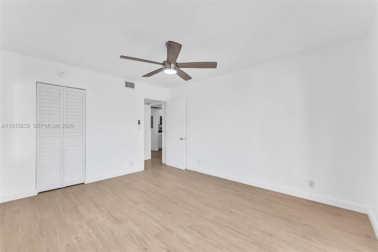 8160 Geneva Ct, Unit 317, Doral, FL 33166 Photo