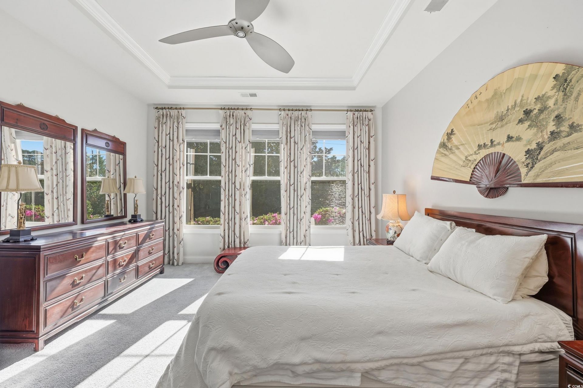 86 Hyacinth Loop Photo 13