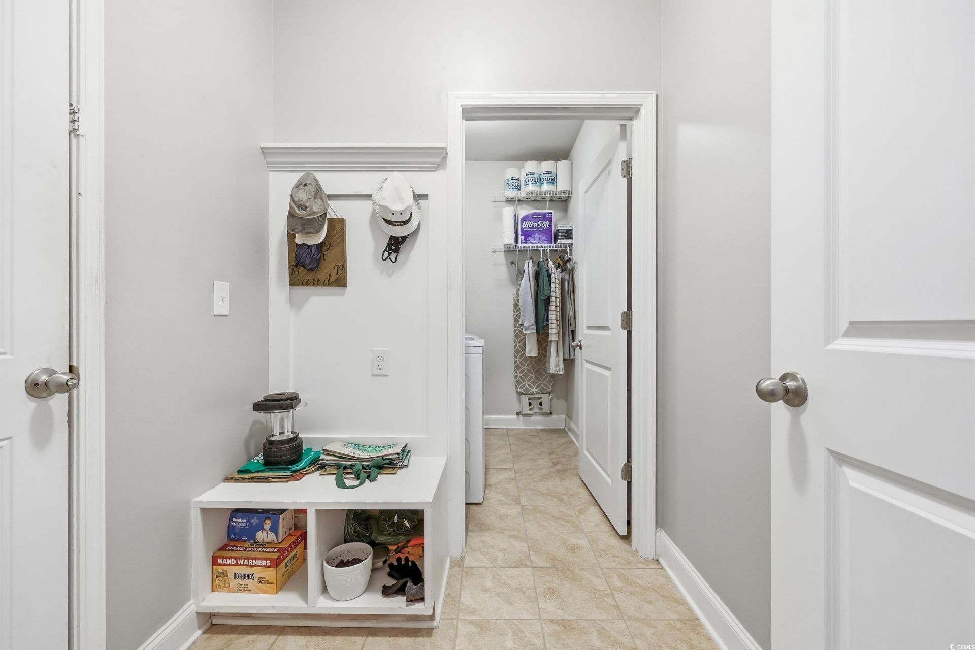 86 Hyacinth Loop Photo 37