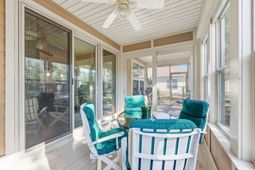 86 Hyacinth Loop photo 4