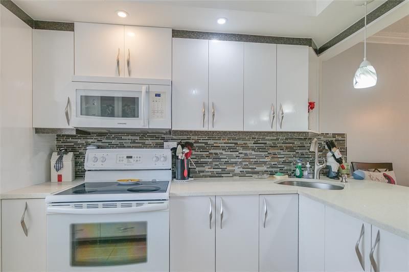 3801 Environ Boulevard, Unit 418, Lauderhill, FL 33319 Photo