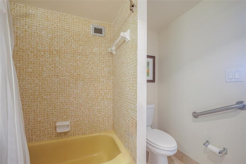 3801 Environ Boulevard, Unit 418, Lauderhill, FL 33319 Photo