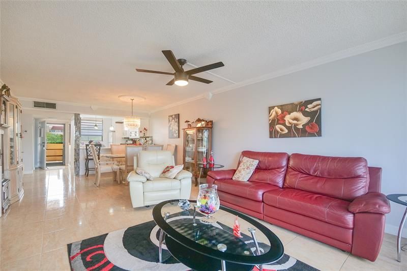 3801 Environ Boulevard, Unit 418, Lauderhill, FL 33319 Photo