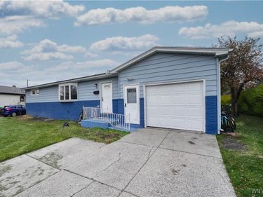 32 Eden Lane, Cheektowaga, NY 14225