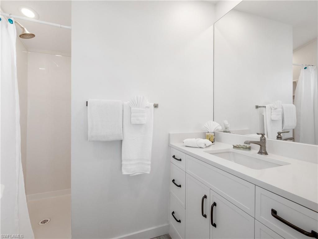 16500 Captiva Dr, Captiva, FL 33924 Photo