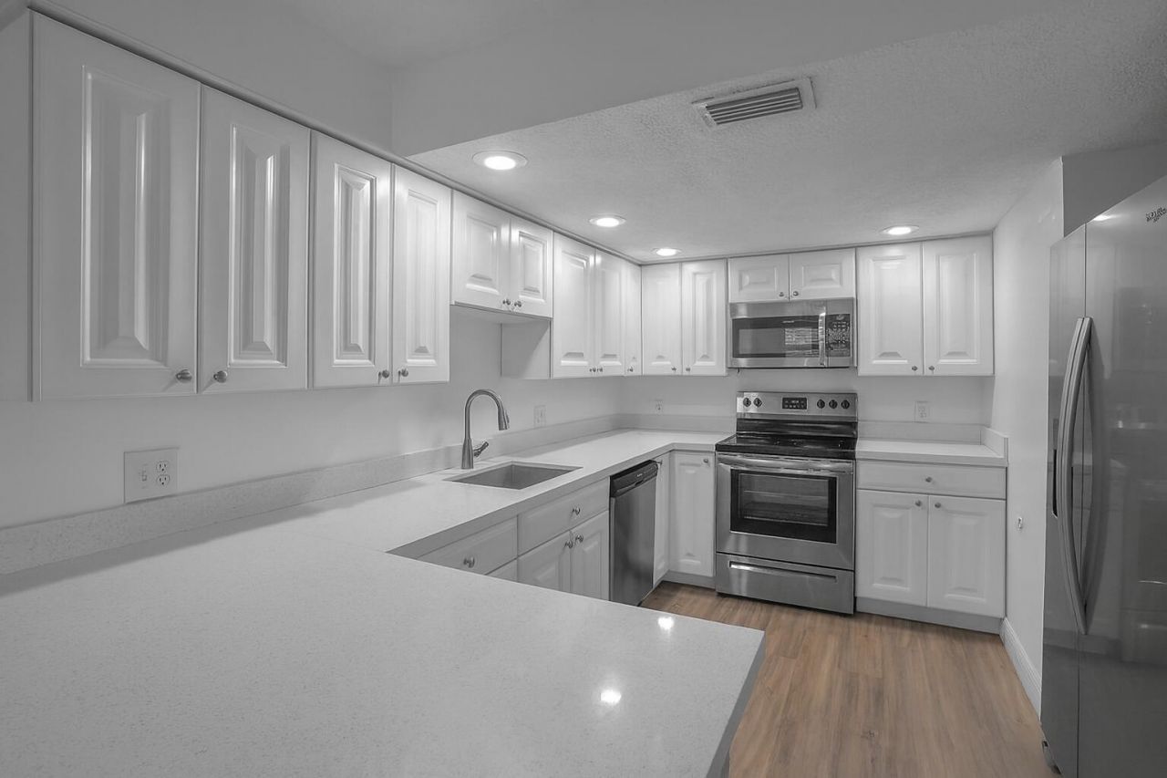 715 S Ocean Drive, Unit G, Fort Pierce, FL 34949 Photo